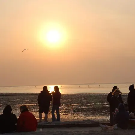 Wellness Strandperle 아파트 더넨
